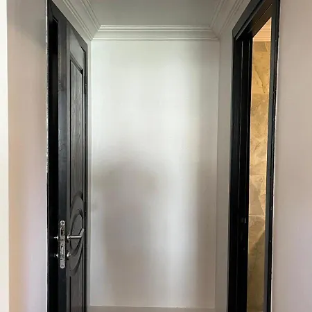 Avec Terrasse Apartament *